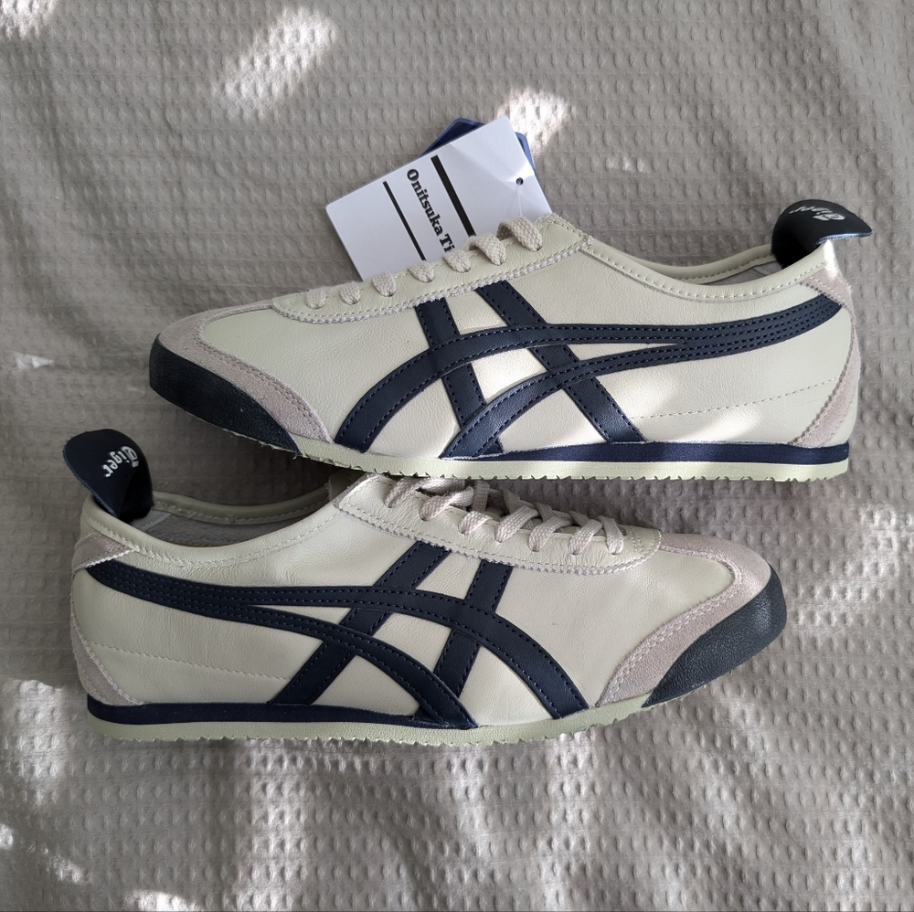 NWT, Onitsuka Tiger, Men's 10